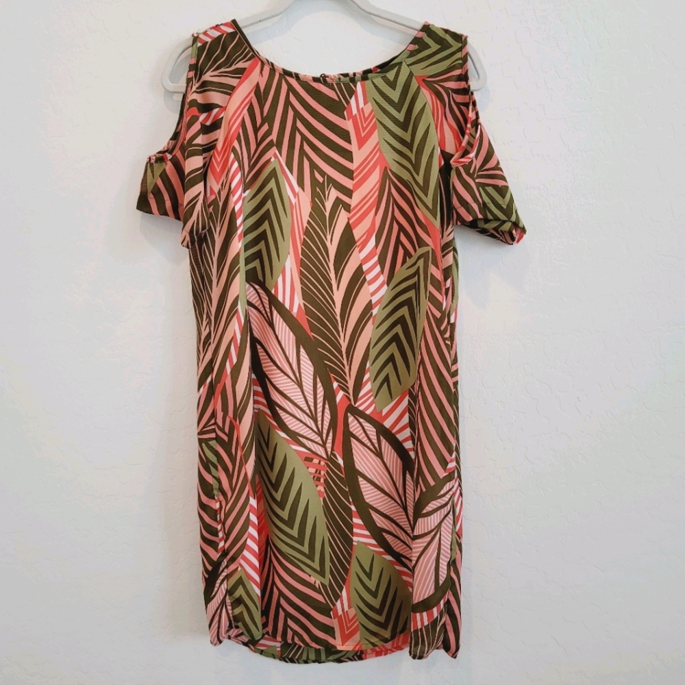 C Cold Shoulder Plant Print Dress Size Small